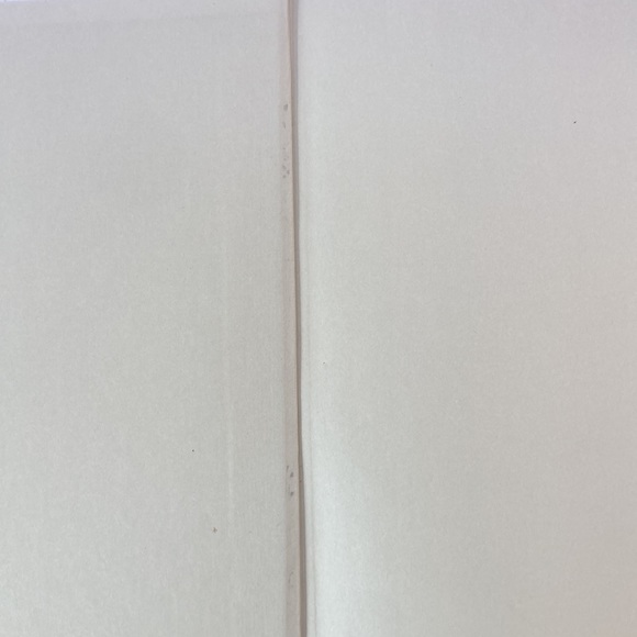 BOOK Living with Zen design concept coffee table book - Picture 3 of 15